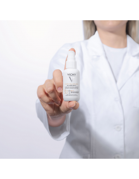 Vichy Capital Soleil UV-AGE Water Fluid Antifotoenvejecimiento SPF50+ 40 ml