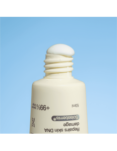 Freshly Cosmetics D+Natural Suncare Age Repair SPF50 50ml Protección Solar Mineral 2