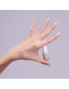 Vitry Esmalte Be Green Ivoire Beige Nacarado para Uñas Brillantes y Fórmula Vegana 2