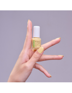 Vitry Be Green Yuzu Esmalte para Uñas Brillantes con Fórmula Vegana 2